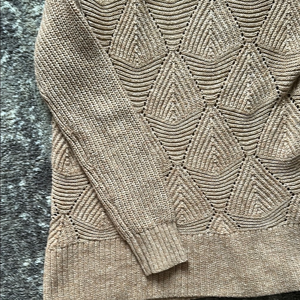 4/$20 Sonoma Beige Sweater, size xs, runs big! - Picture 5 of 7